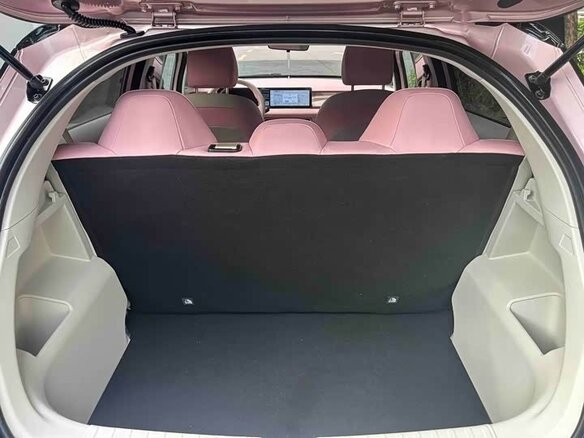 2023 Geely Geometry E 39.4 kWh, розовый - вид 15