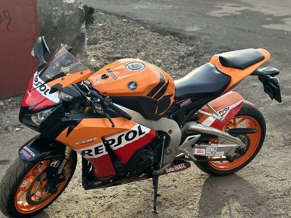 2013 Honda CBR 1000 RR/RA Fireblade, оранжевый, 950000 рублей - вид 5