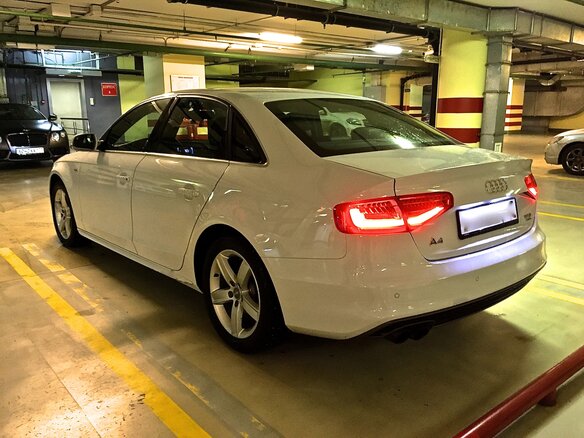 2014 Audi A4 IV (B8) Рестайлинг, белый - вид 4