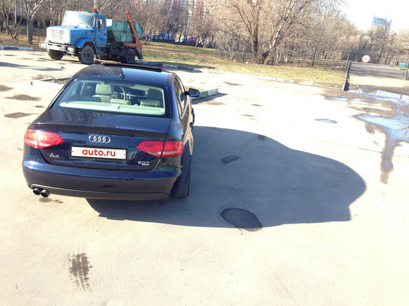 2010 Audi A4 6-speed IV (B8), синий - вид 5