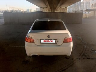 2008 BMW 5 серии 525i V (E60/E61) Рестайлинг, белый, 1100000 рублей, вид 5