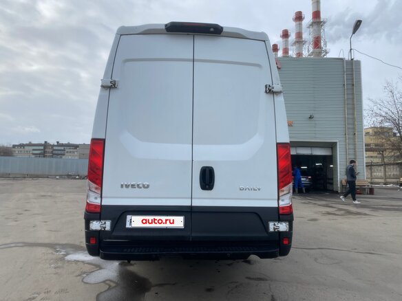 2020 Iveco Daily, белый, 3750000 рублей - вид 3