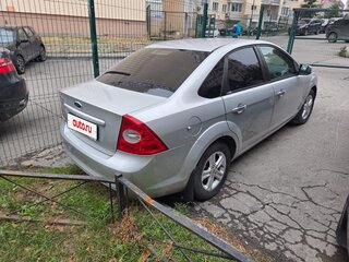 2010 Ford Focus II Рестайлинг, серебристый, 565000 рублей, вид 3
