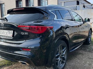 2016 Infiniti QX30, чёрный, 2150000 рублей, вид 4