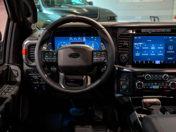 2026 Ford F-150 Raptor XIV Рестайлинг, зелёный, 14898000 рублей - вид 11
