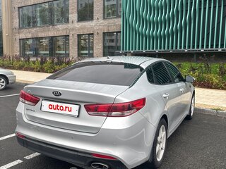 2018 Kia Optima IV, серебристый, 1700000 рублей, вид 4