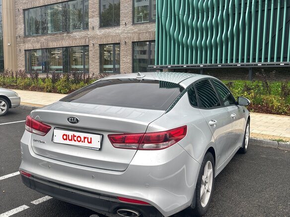 2018 Kia Optima IV, серебристый, 1700000 рублей - вид 3
