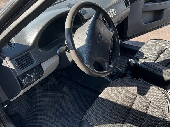 2008 Lada (ВАЗ) Priora I, чёрный, 310000 рублей - вид 10