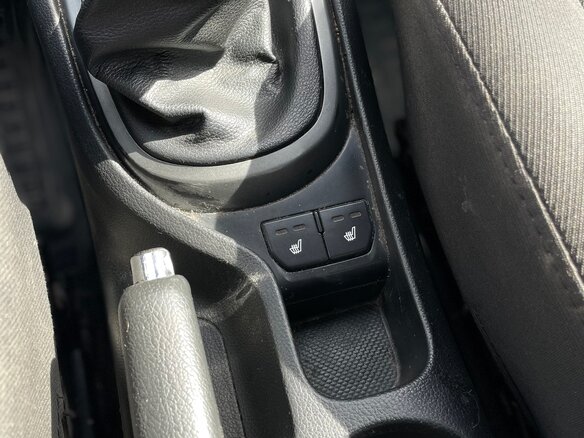 2013 Kia Rio 5-speed III, бежевый, 550000 рублей - вид 13