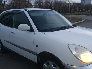 1998 Toyota Duet, белый, 270000 рублей, вид 5
