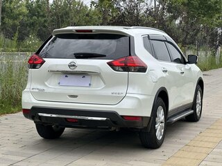 2022 Nissan X-Trail III Рестайлинг, белый, 2070000 рублей, вид 5