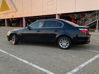 2003 BMW 5 серии 520i V (E60/E61), чёрный, 850000 рублей, вид 3