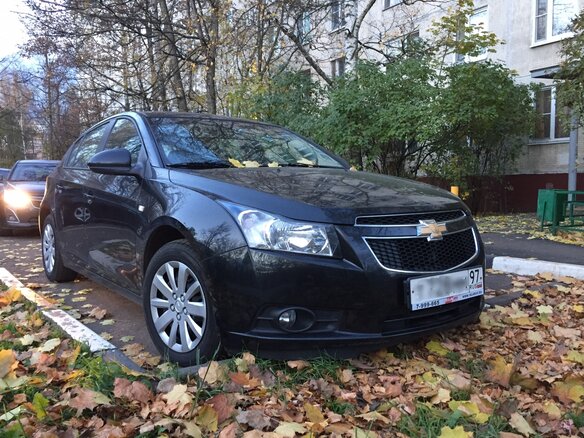 2012 Chevrolet Cruze I, чёрный, 640000 рублей - вид 1