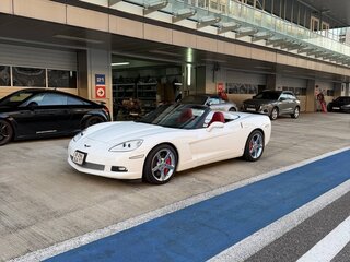 2007 Chevrolet Corvette C6, белый, 6000000 рублей, вид 2