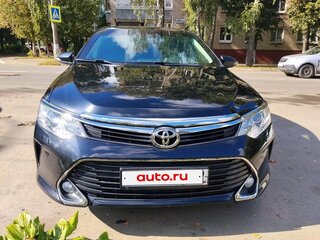 2016 Toyota Camry VII (XV50) Рестайлинг, чёрный, 3800000 рублей, вид 2