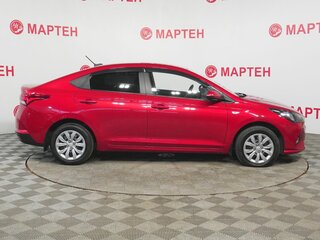 2021 Hyundai Solaris II Рестайлинг, красный, 1437000 рублей, вид 4