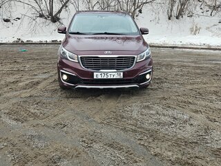 2016 Kia Carnival III, красный, 2150000 рублей, вид 1