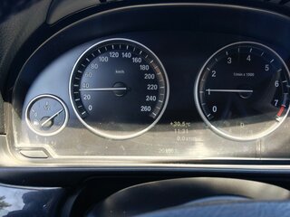 2013 BMW 5 серии 528i xDrive VI (F10/F11/F07), чёрный, 1250000 рублей, вид 2