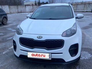 2017 Kia Sportage IV, белый, 2100000 рублей, вид 1