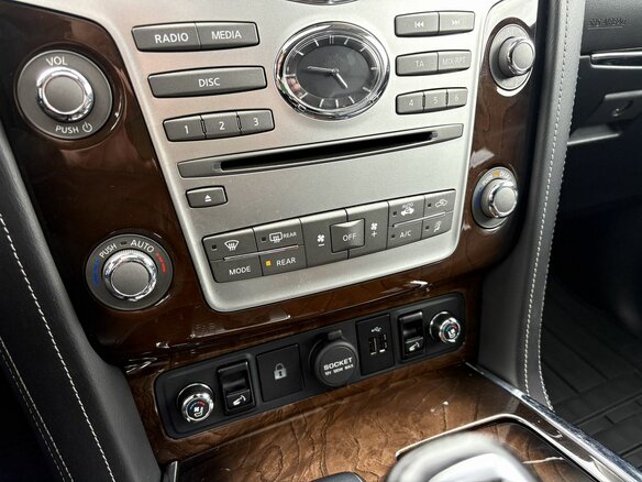 2018 Infiniti QX80 I Рестайлинг 2, чёрный, 3849000 рублей - вид 18