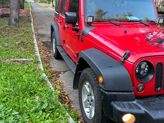 2013 Jeep Wrangler III (JK), красный, 2700000 рублей, вид 1