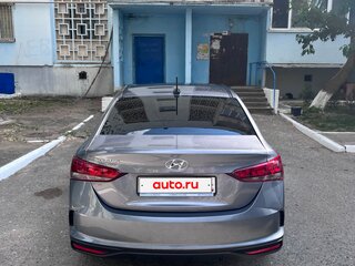 2021 Hyundai Solaris II Рестайлинг, серый, 1700000 рублей, вид 3