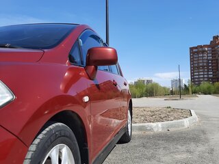 2007 Nissan Tiida I, пурпурный, 800000 рублей, вид 2
