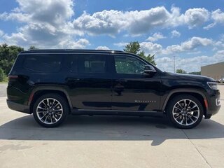 2022 Jeep Wagoneer WS, чёрный, 11313393 рублей, вид 3