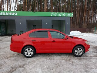 2013 Skoda Octavia II (A5) Рестайлинг, красный, 850000 рублей, вид 3