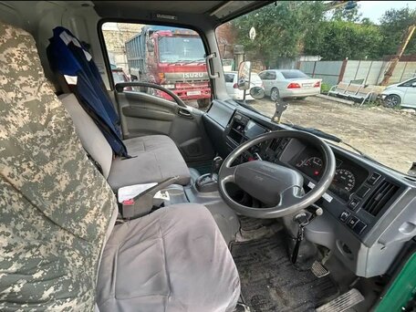 2007 Isuzu Elf (N-series), зелёный, 1500000 рублей, вид 2