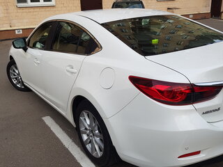2017 Mazda 6 III (GJ) Рестайлинг, белый, 1900000 рублей, вид 4