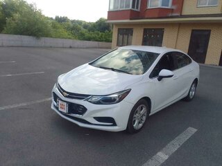 2018 Chevrolet Cruze II, белый, 750000 рублей, вид 1