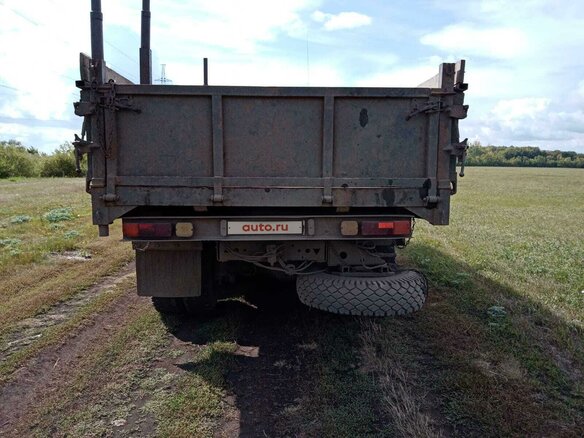1993 КамАЗ 55102, зелёный, 900000 рублей - вид 3