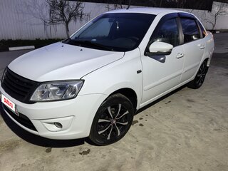 2015 Lada (ВАЗ) Granta I, белый, 550000 рублей, вид 1