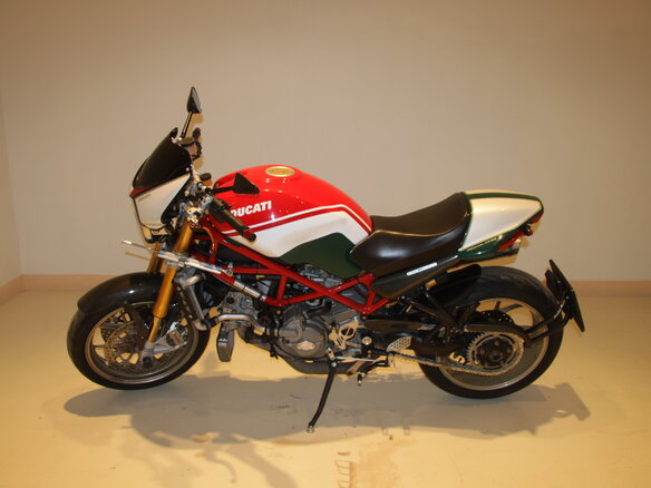 2006 Ducati Monster S4, красный - вид 7