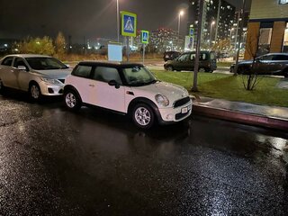 2012 Mini Hatch One II (R56) Рестайлинг, белый, 760000 рублей, вид 2