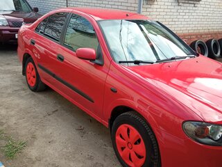 2004 Nissan Almera II (N16) Рестайлинг, красный, 390000 рублей, вид 2