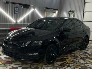 2018 Skoda Octavia III (A7) Рестайлинг, чёрный, 1750000 рублей, вид 4