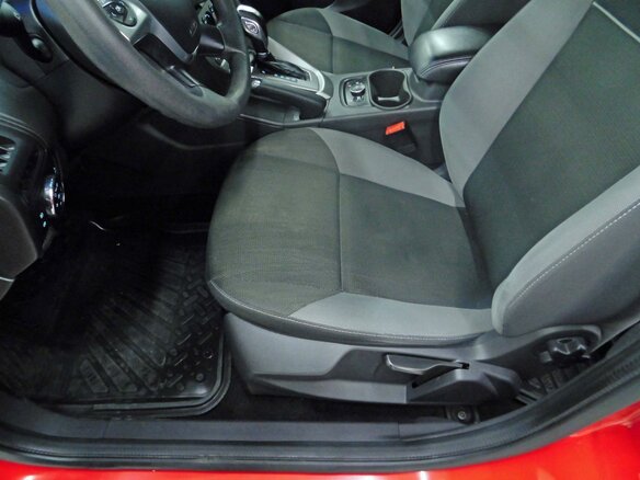 2014 Ford Focus III, красный, 1100000 рублей - вид 12