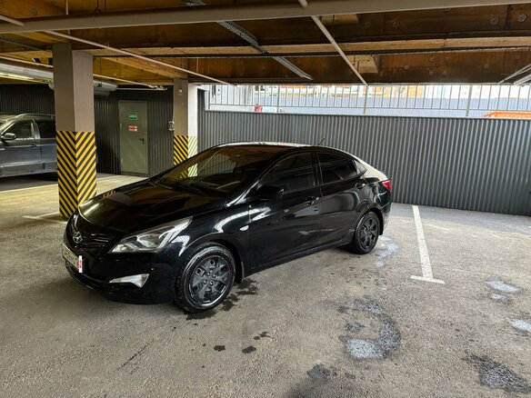 2015 Hyundai Solaris I Рестайлинг, чёрный, 1050000 рублей