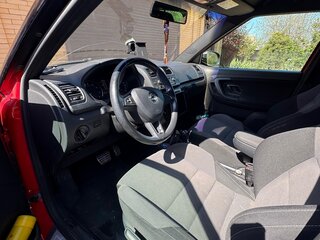 2014 Skoda Fabia II Рестайлинг, красный, 900000 рублей, вид 5