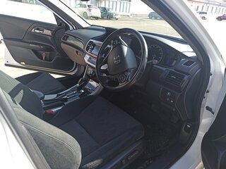 2013 Honda Accord Plug-In IX, белый, 1800000 рублей, вид 3