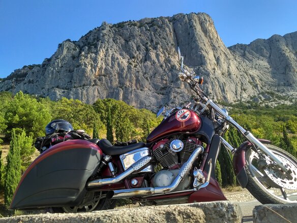 1988 Honda VT 1100, пурпурный