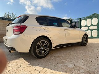 2013 BMW 1 серии 116i II (F20/F21), белый, 1200000 рублей, вид 5