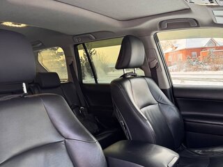 2014 Toyota Land Cruiser Prado 150 Series Рестайлинг 1, серебристый, 3800000 рублей, вид 5