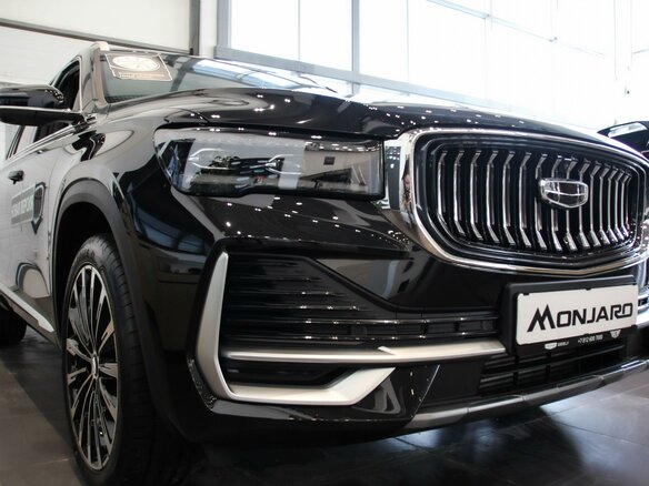 2026 Geely Monjaro I Рестайлинг, чёрный - вид 3