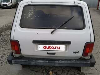 2004 Lada (ВАЗ) 2121 (4x4) I Рестайлинг, белый, 310000 рублей, вид 5