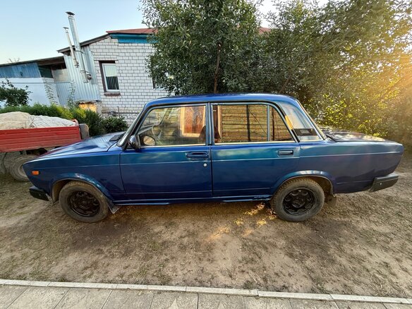 2008 Lada (ВАЗ) 2107, синий, 130000 рублей - вид 3