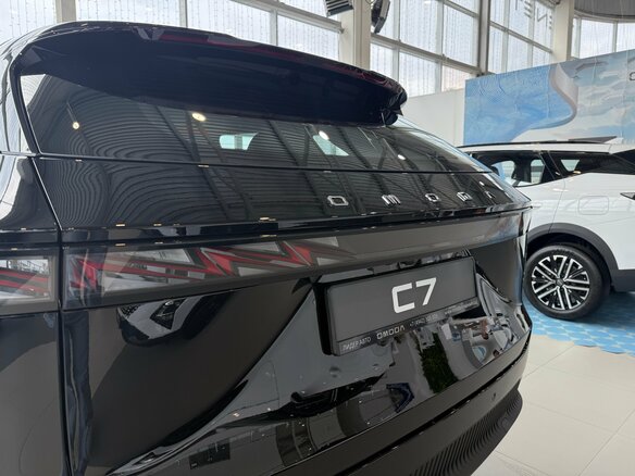 2026 Omoda C7, чёрный, 3499000 рублей - вид 9