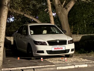 2011 Skoda Octavia II (A5) Рестайлинг, белый, 590000 рублей, вид 1